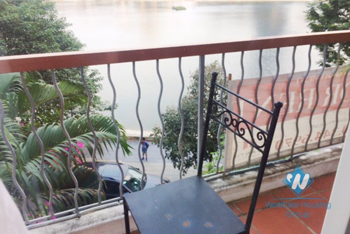 Lake view apartment with 2 bedrooms for rent in Kim ma area, Ba Dinh district. 
